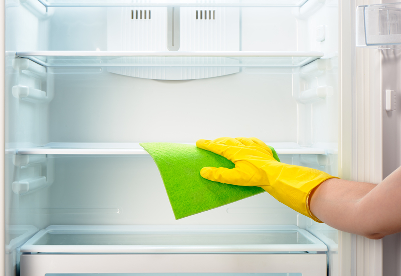 Sayonara, Oily Mess: Essential Steps for Deep-Cleaning Your Oven